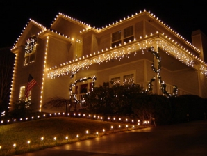 Luces de Navidad en EEUU consumen más energía que un país pobre en un año
